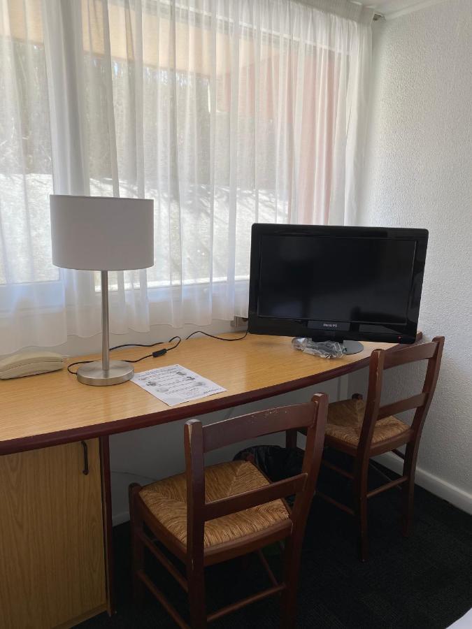 Kyriad Direct Marseille Ouest - Мартиг Екстериор снимка