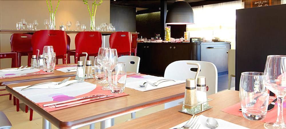 Kyriad Direct Marseille Ouest - Мартиг Екстериор снимка