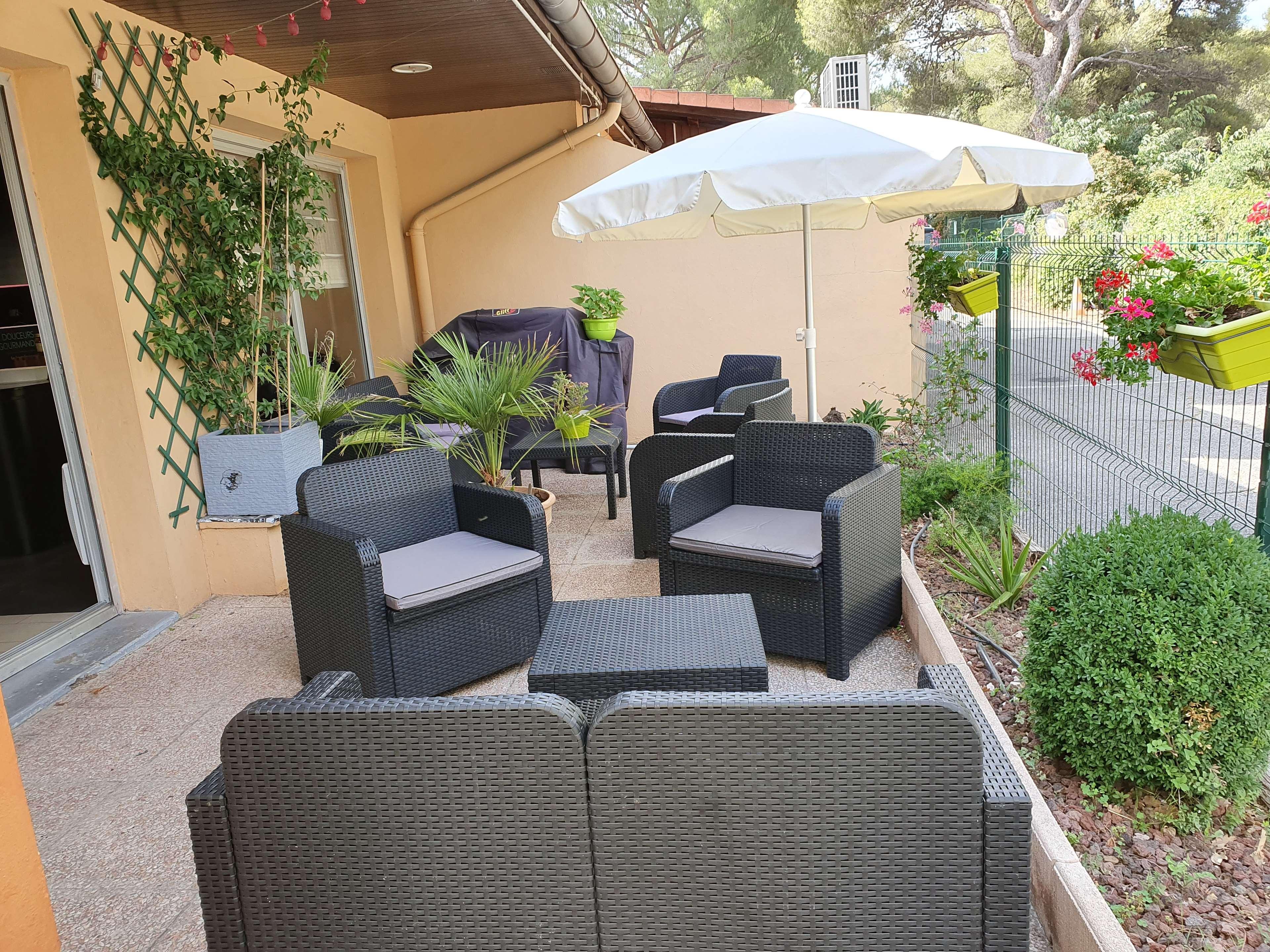 Kyriad Direct Marseille Ouest - Мартиг Екстериор снимка
