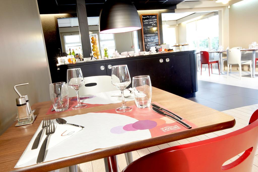 Kyriad Direct Marseille Ouest - Мартиг Екстериор снимка