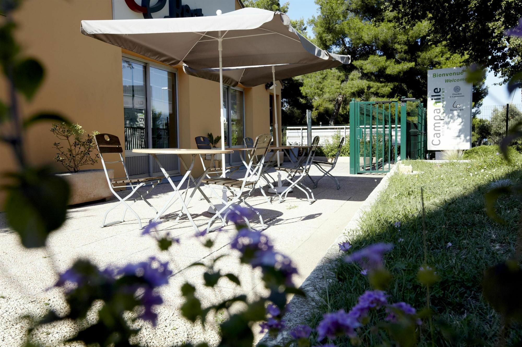 Kyriad Direct Marseille Ouest - Мартиг Екстериор снимка