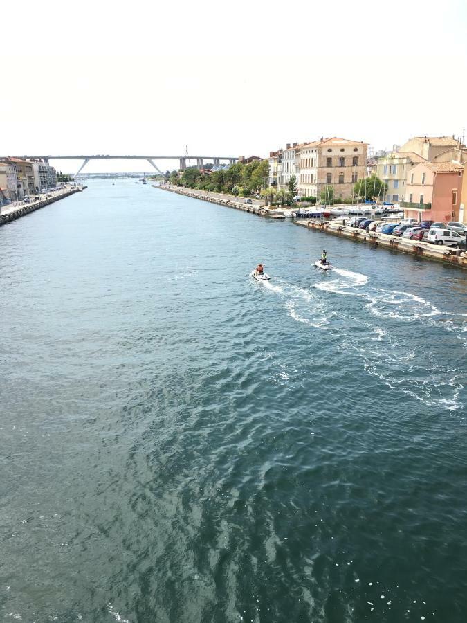 Kyriad Direct Marseille Ouest - Мартиг Екстериор снимка